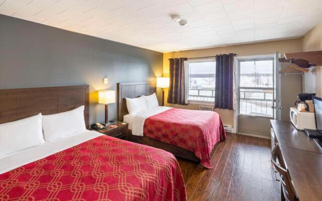 Econo Lodge Miramichi