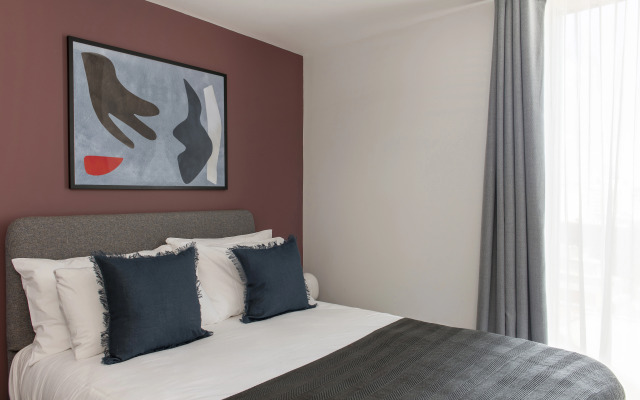 Cove Paradise Street