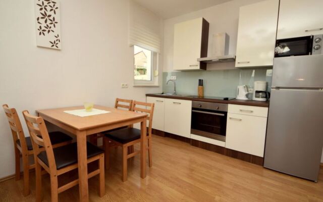 Apartment Anđa Trogir/Slatine 12080
