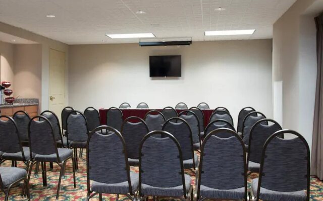 Homewood Suites by Hilton Columbus/Airport