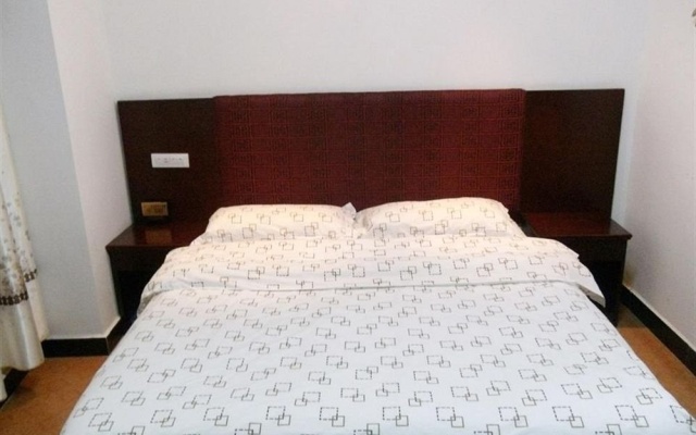 Yangshuo Hao Ting Business Hotel – Guest Rooms – Guilin