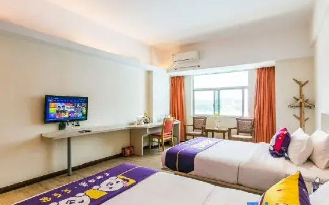 Shunyi Oriental Hotel (Huidong High-speed Railway Station)