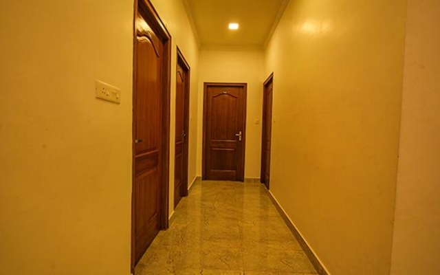 FabHotel Greenwood Stays