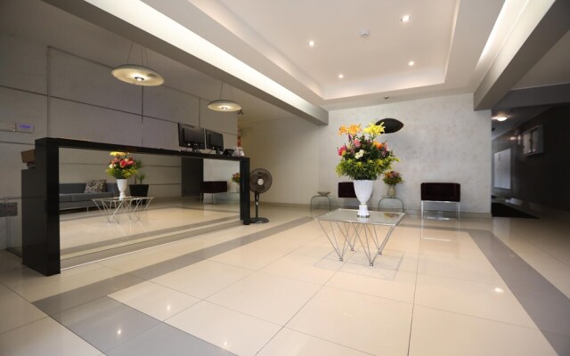 2BDR APT w/ pool & gym - Barranco!