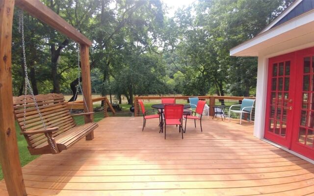 The Jive - Christophers_riverside_cabin