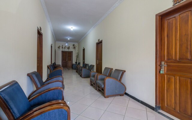 RedDoorz @ Hotel Sartika Yogyakarta