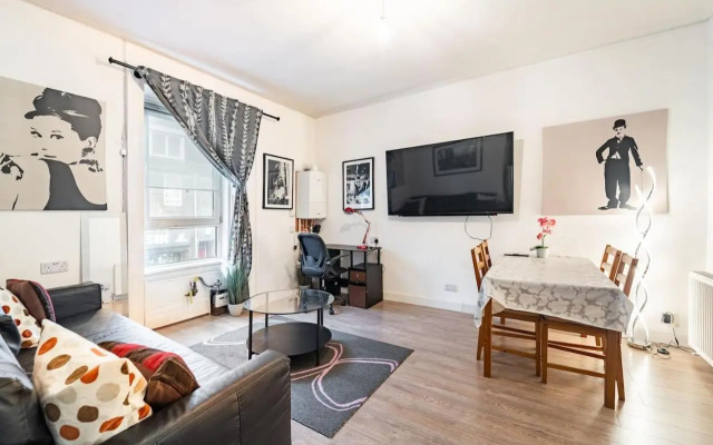 Charles Apartment