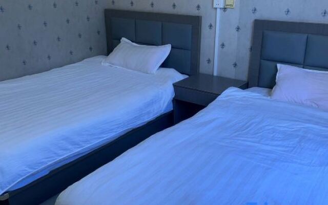 Xiongxian Huadu Hotel