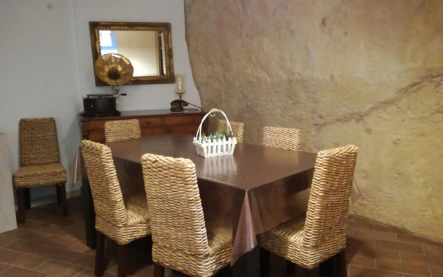 Sassi Sotto Le Stelle