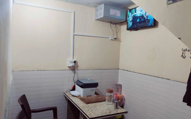 Pop Hotel Brijwasi Inn