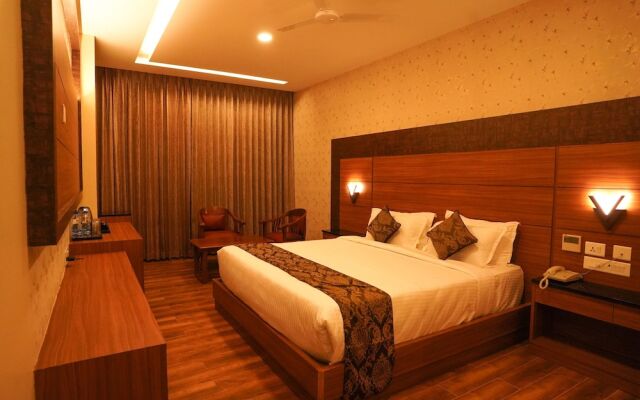 V Five Hotel