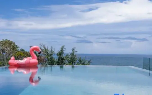 Seascape 6BR Prestige Villa Skyline Pool Maid&Chef