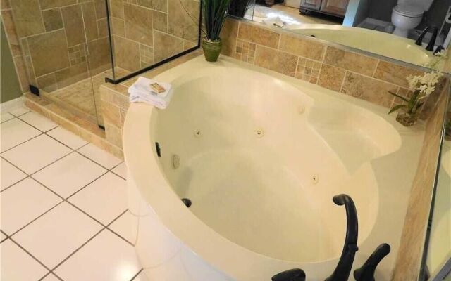 5195 Beachwalk - 3 Br Villa