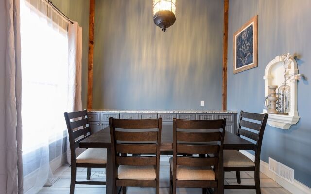 Stay Chateau Suite 1