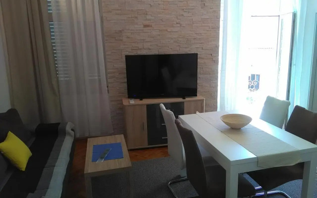 apartment Sandra 2+2 ***
