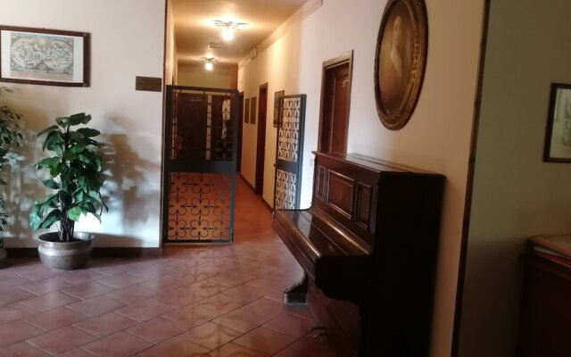 Apartment for 6 People in Villa Luzi Farmhouse