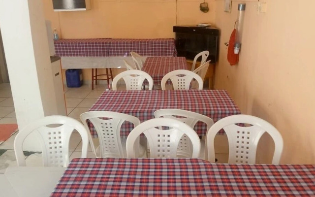 Hospedaria Praia e Sol