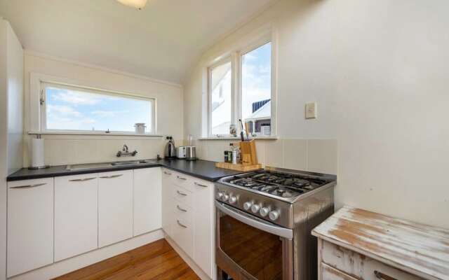Newly refurbished 2 bedroom in Milford