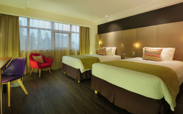 Отель Campanile Xi'an Bell Tower