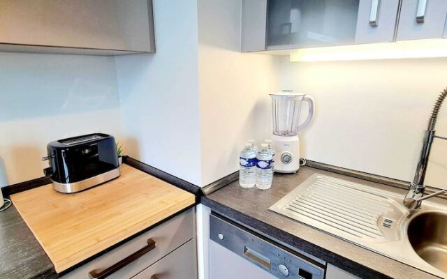 One bedroom flat with parking&balcony