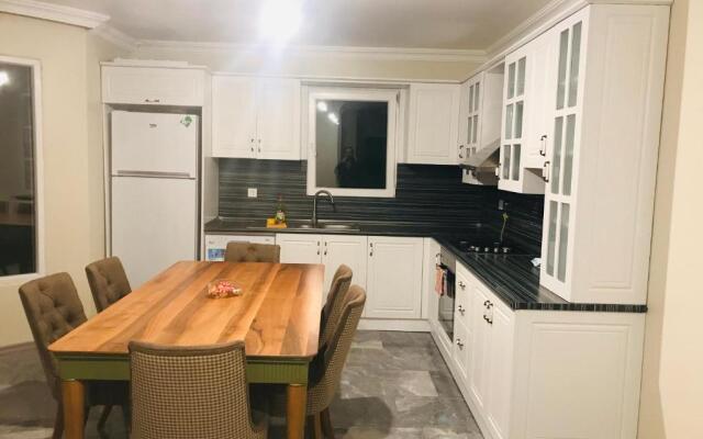 Sapanca Manzara Villa 2 Isıtma Havuzlu