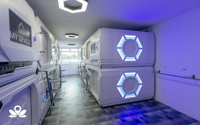 My Space Capsule Hotel