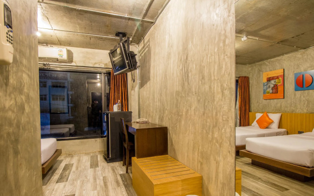 B2 Mahidol Boutique & Budget Hotel