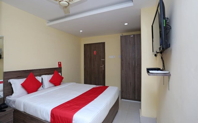 OYO 15441 Apollo Paradise Guest House