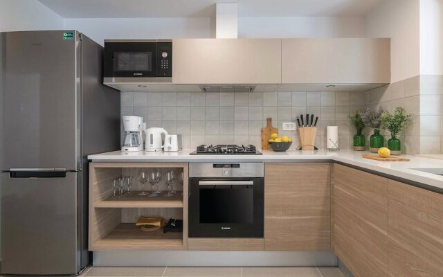 Beautiful Home in Plomin With Jacuzzi, Wifi and 1 Bedrooms