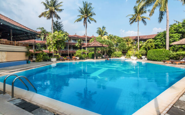 ZEN Rooms Kuta Jenggala Beach