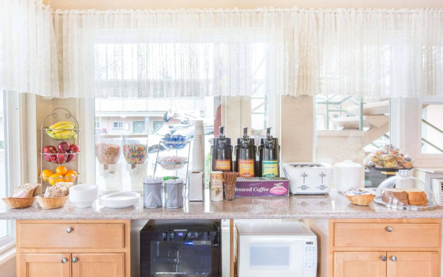 Riverfront Inn Roseburg