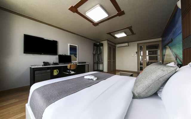Sokcho Ritz Hotel