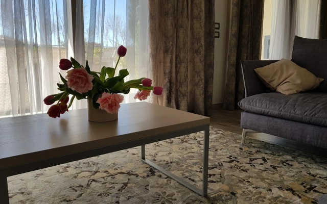 Luxury Apartments Beauty Gardens