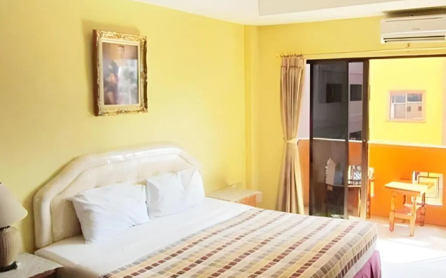 Robin’s Nest Guesthouse & Restaurant