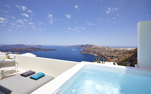 Alti Santorini Suites