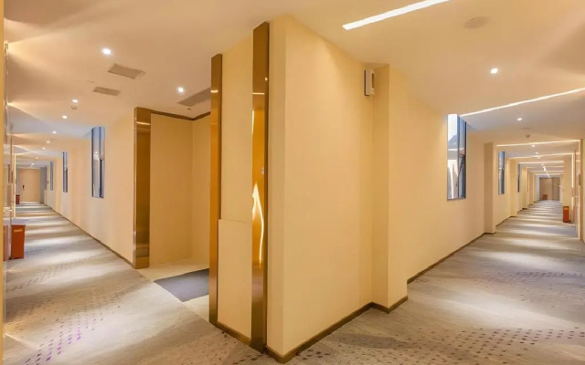 Lavande Hotels Wuhan Guanggu Yangjiawan Metro Station