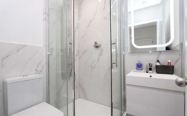 2 Kings Road Executive Studio Apartment