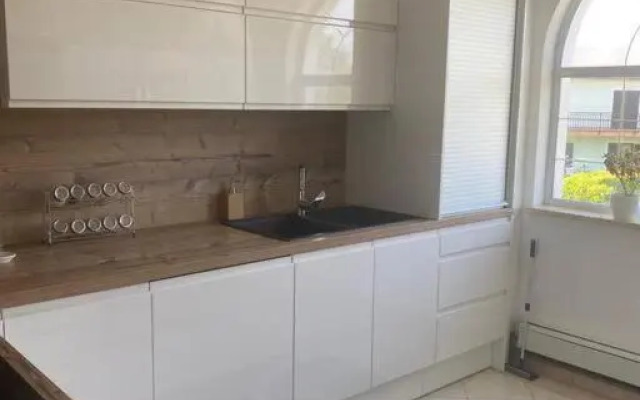 Lovely 3 Bedroom Apartment In Quiet Area w/ Pool