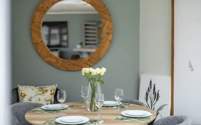 3 Bedroom Family Apartment Beach Club - Houtbay