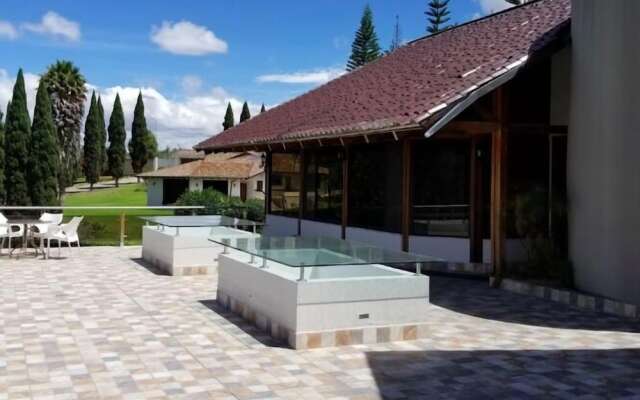 Quito Airport Suites