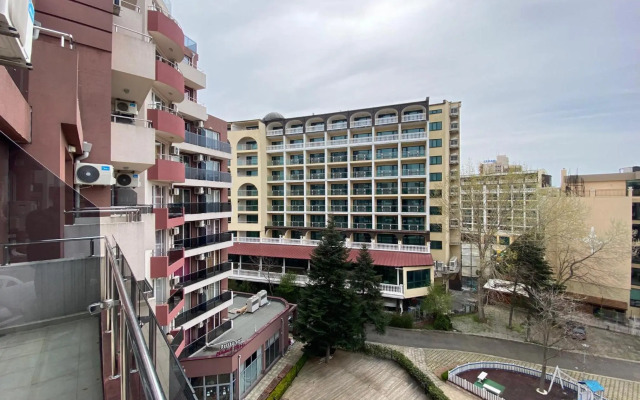 Private Cozy Studio Admiral Plaza C43