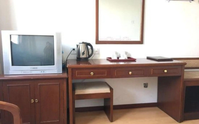 Beijing Dahua Road Hotel