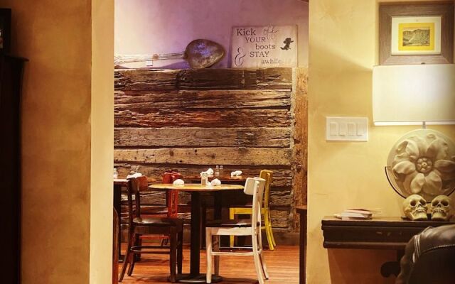 River Rock Inn B&B - Adults Only