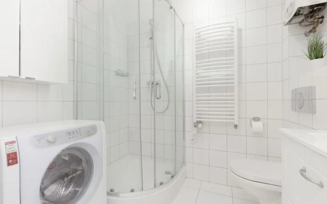 Apartment in Warsaw Center by Renters