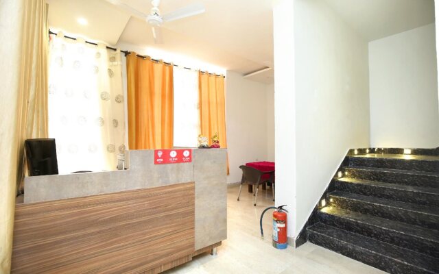 Hotel S7 by OYO Rooms