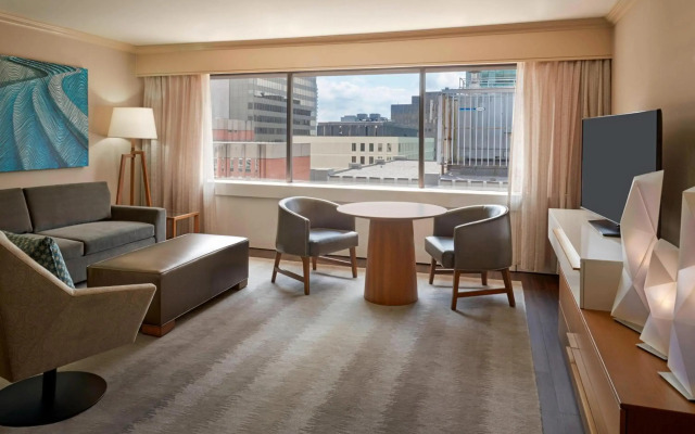 Sheraton Ottawa Hotel