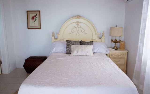 Blue Love Point by Eleuthera Vacation Rentals