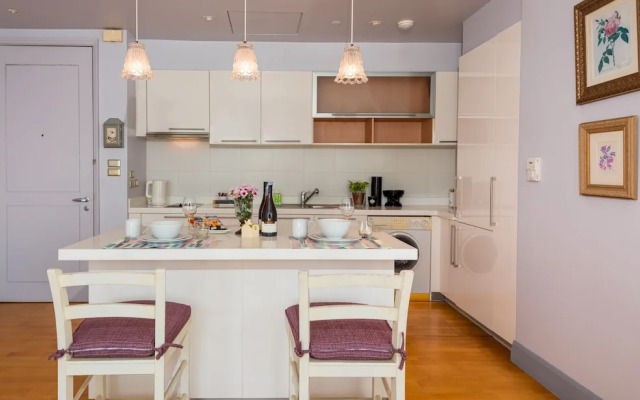 Serviced 1 Bed Panoramic Skyvillas