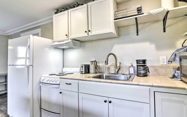 Well-appointed Milwaukie Home: Great Location