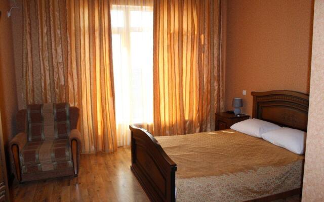 Hotel Breez